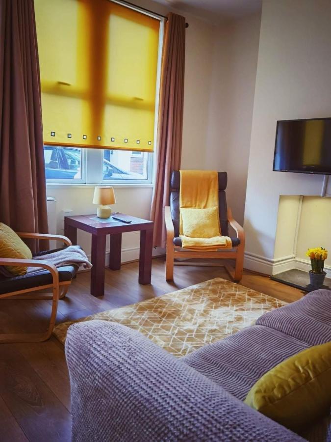 诺丁汉Kenrick Street Great House Available For Guests And Contractors Parking And Wifi别墅 外观 照片